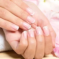 Soins des ongles et manucures professionnelles