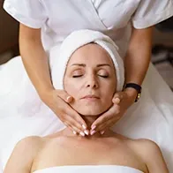 Soins du visage pour une peau éclatante